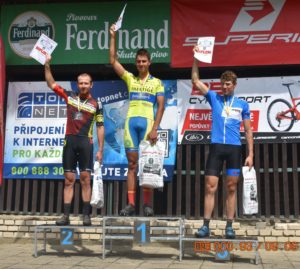 Dominik Prudek, Michal Kozel a Jirka Ošťádal - nejrychlejší "eliťáci" Velké ceny Kořence, 2. závodu letošní MTB "Vrchoviny".