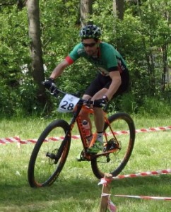 Honza "Foja" Fojtík slavil v Kořenci zlatý návrat na tratě MTB "Vrchoviny"!